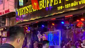Acoustics Live Music And Saigon Night Life Street Food Tour