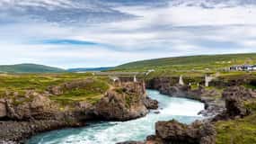 Akureyri Port: Dettifoss, Goðafoss and Lake Mývatn Tour