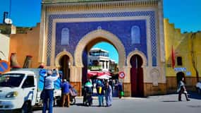 Visite guidée de la Médina de Fès par un guide local et des remparts de Fès en voiture