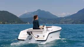 Veyrier-du-Lac: Electric Boat Rental Without License