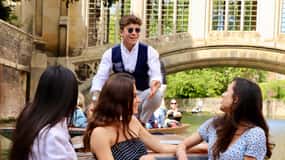 Cambridge: Private Chauffeured Punting Tour