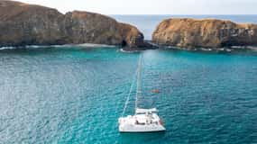 Guanacaste: Crucero en Catamarán con Vela al Atardecer y Snorkel