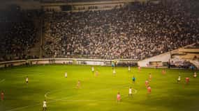 Lima: goditi una partita di calcio con un abitante del posto
