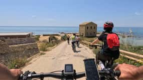 Scala Dei Turchi: E-BIKE TOUR Hidden beaches, sea, relaxation [+SNORKELING]