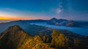 From Probolinggo: 1-Day Mount Bromo Sunrise Trip & Breakfast