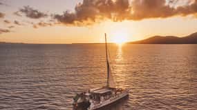 Lanzarote: Delfinbeobachtungstour bei Sonnenuntergang mit Transfers