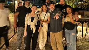 Makati: Rooftop Bar Hopping Tour with Venus
