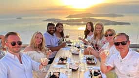 Santorin : visite des vignobles au coucher du soleil en petit groupe avec Santo Winery