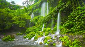 Lombok: Benang Stokel, Benang Kelambu, Culture, & Beach Tour