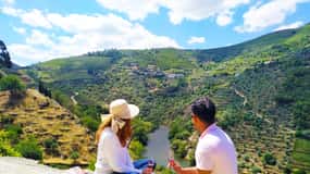 Porto: Wycieczka po dolinie Douro z degustacją, rejsem wycieczkowym i lunchem