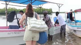 Desde la playa de Diani Excursión de día completo a la Isla Funzi con almuerzo