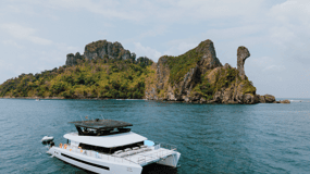 Krabi: 4 Island Premium Yacht with Snorkeling & Clear Kayak