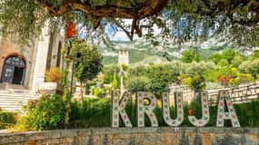 Von Durres/Golem: Kruja Castle & Old Bazaar Day Tour