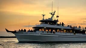 Hyannis: Hyannis Harbor Fireworks Cruise