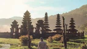 Munduk : Trekking, Banyumala waterfall & Tamblingan Temple