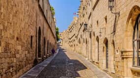 From Lindos: Rhodes Old Town trip with free time to explore