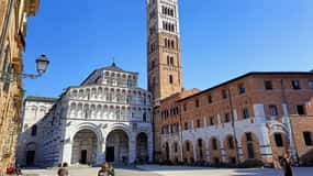 From Florence: Pisa, Lucca and Volterra Day Trip