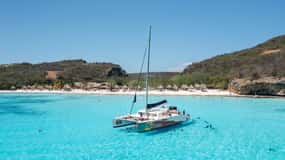 Curaçao: boottocht langs de westkust met stranden, barbecue en de Blauwe Grot