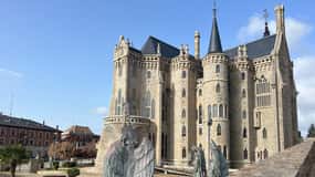 Tour Oviedo Castrillo Polvazares Astorga y Catedral de León