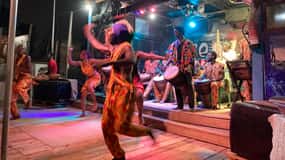Vie nocturne africaine