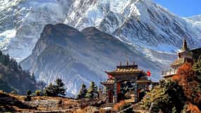 Kathmandu: Manaslu Circuit Trek 16-Day Guided Tour