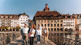 Lucerne: Guided Walking Tour with an Official Guide