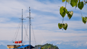 Baía de Paraty: Passeio de Barco Ilhas e Praias com Snorkeling