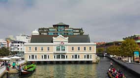 From Coimbra: Tour to Aveiro, Costa Nova beach and Moliceiro boat