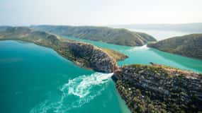 Broome: cataratas horizontales y vuelo panorámico por islas increíbles