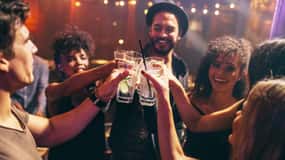 Hamburg: Bachelor(ette) Premium Party with PubCrawl