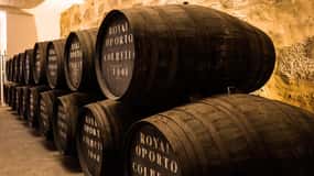Porto: Classic Tour at Real Companhia Velha