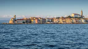 Au départ de Ljubljana : Excursion d'une journée aux grottes de Škocjan (UNESCO) et à Piran