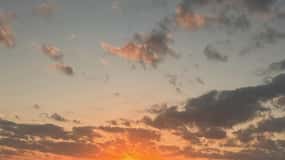 Fort Walton: Sunset Dolphin Cruise on the Emerald Coast