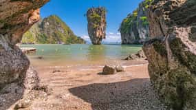 Phuket: Day Trip To Phi Phi, Maya and James Bond Islands
