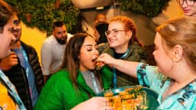 Budapest: Party District Bar-Hop med 2 timmar obegränsade drinkar