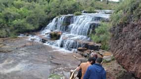 De Curitiba: Viagem de 1 dia a Cânion do Guartelá com Rafting