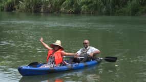 Banano River, Puerto Limon: Kayak tour with Pablo Fruits+ private parking!