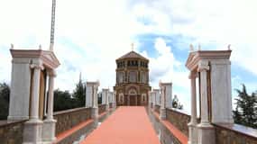 Paphos: Tour to Troodos, Kykkos Monastery, Omodos and Winery