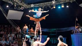 Tour gastronômico de rua e Phare Circus com traslados de Tuk-Tuk