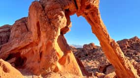Valley of Fire Tour & Hike