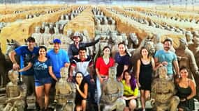 Armée de terre en terre cuite : visite en petit groupe ou option guide uniquement