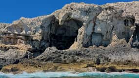 Siracusa: Tour in barca dell'isola di Ortigia e delle grotte marine con bevande