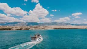 Novalja: Zrće Beach Party Boat FESTINI mit unbegrenzten Getränken