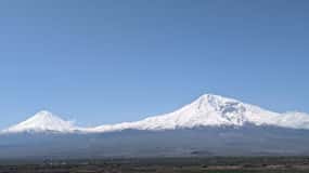 Enlightened Armenia: Echmiadzin, Khor Virap, Noravank, Areni