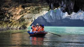 Halong Bay: Day Cruise with Caves, Kayaking & Sunset Party