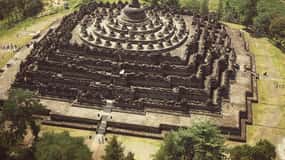 yogyakarta: Amanecer de Borobudur, volcán Merapi y Prambanan