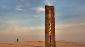 Doha: Richard Serra Skulptur, Mushroom Hill, Kamelrennbahn