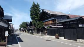 Akita: Masuda Walking Tour with Visits to 3 Mansions