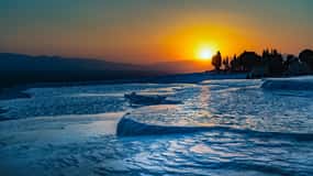 Da Istanbul: Tour guidato di Pamukkale con volo e pranzo