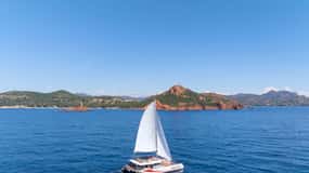 Saint-Raphaël : Croisière de l'après-midi sur l'île d'Or avec boissons